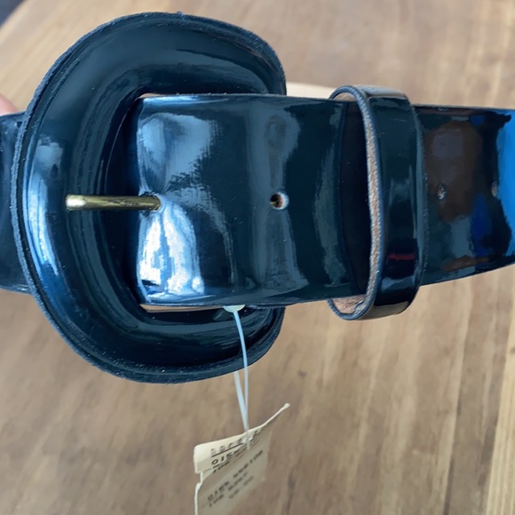 NORDSTROM VINTAGE BLACK WIDE LACQUERED BELT NEW CHIQUE